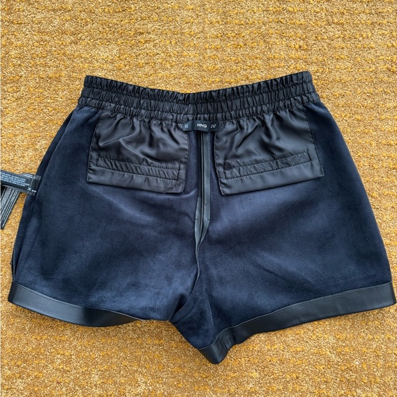 Mango MNG Faux Leather Mid Rise Black Shorts US S - Picture 10 of 11